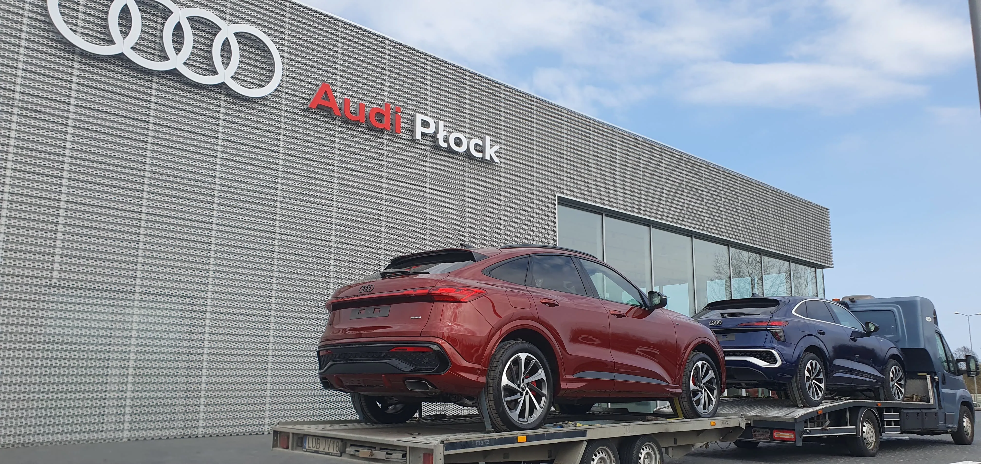 Audi SUV na lawecie — odbiór z salonu Audi Płock